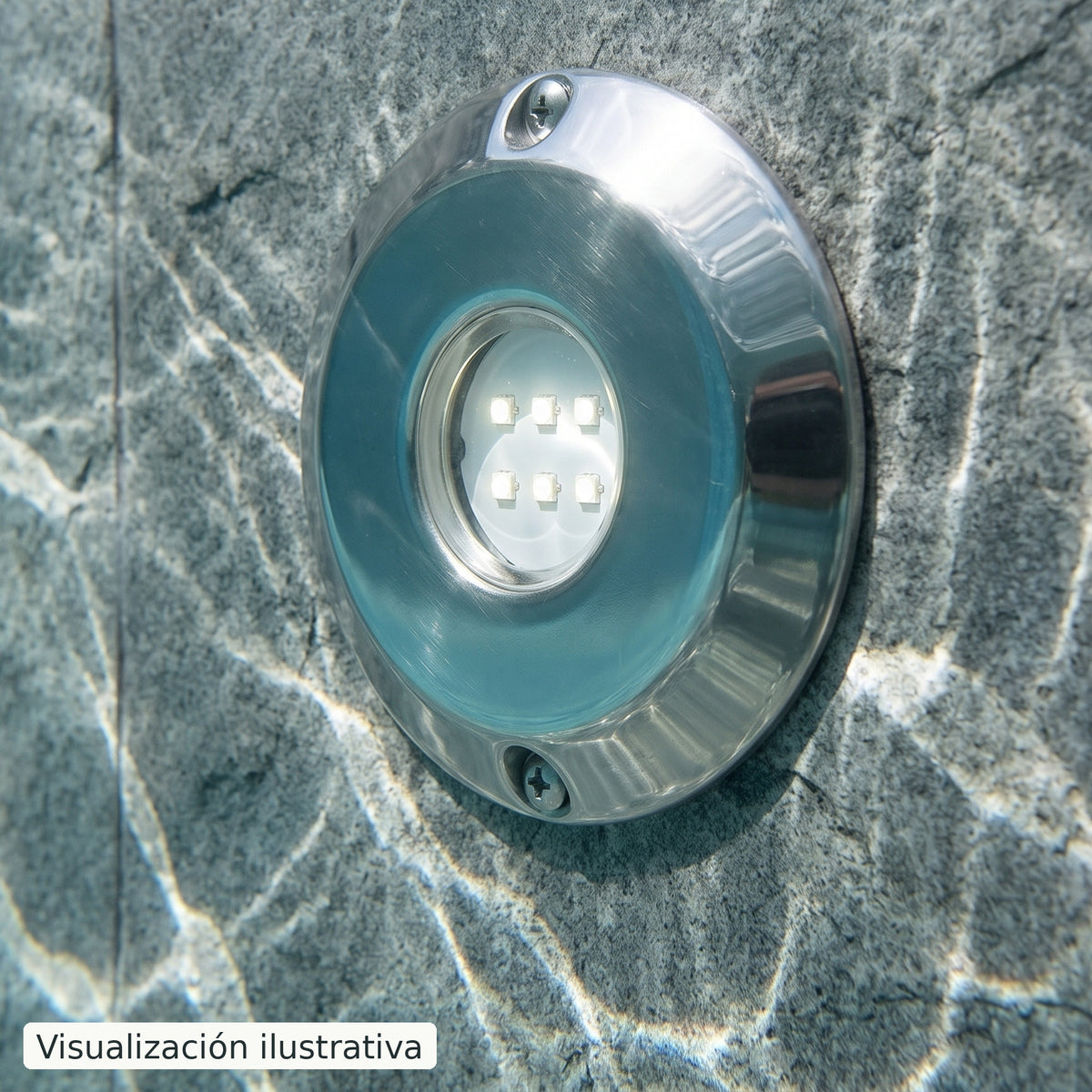 Visualización ilustrativa. Detalle de la lámpara para piscina colocada bajo el agua.